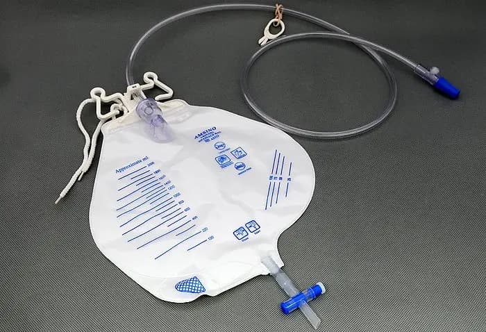 Urinary Drain Bag Anti-Reflux Valve Sterile 2,000 mL Vinyl